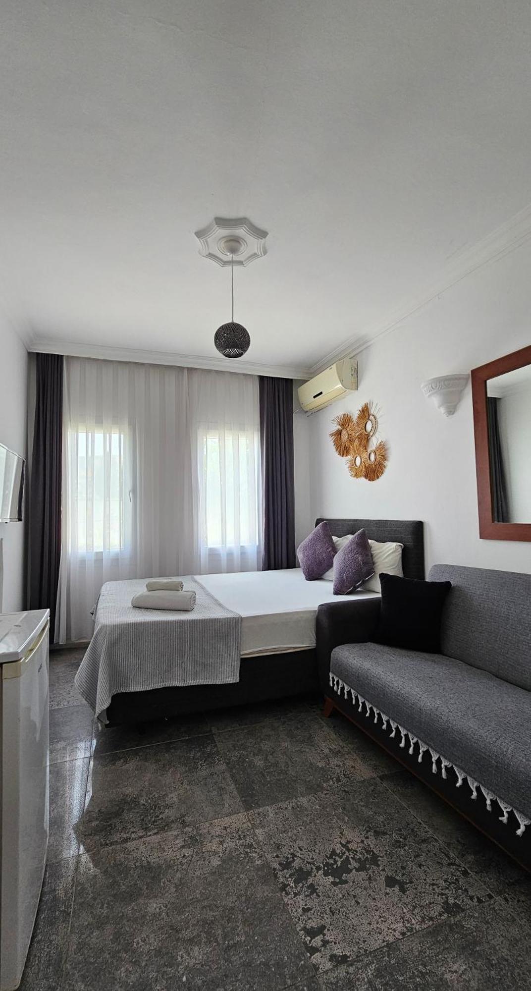 Merkez Kumsal Pansiyon Bodrum Exterior photo